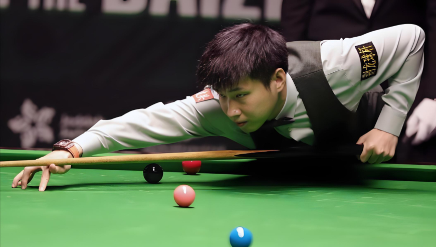 体坛名场面｜戴维斯遭遇青春风暴！赵心童全场压制，这进攻火力根本挡不住