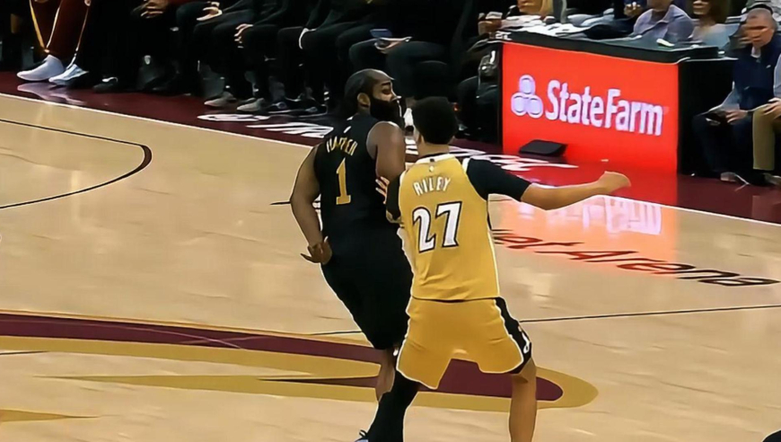 哈登vs奇才13分11助攻集锦：命中1球+12罚10中还带飞骑士内外队友