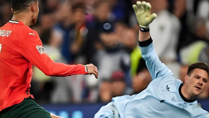 体坛记忆｜C罗生涯最大挑衅嘲讽，两球落后陷绝境，天神降临率队逆转