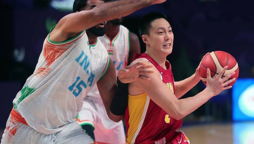 中国男篮VS约旦男篮，比赛时间是黄金档，1/4决赛对手都出来了