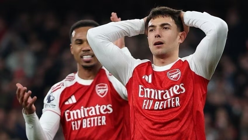 阿森纳又又又掉链子了！主场遭曼联逆转三轮不胜，英超冠军还有戏吗？