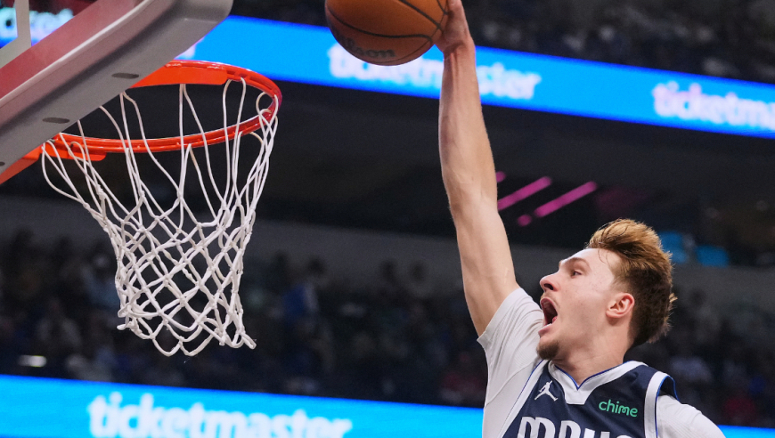 2日NBA官方十佳球：阿门汤普森海底捞月 弗拉格滑翔劈扣震撼全场