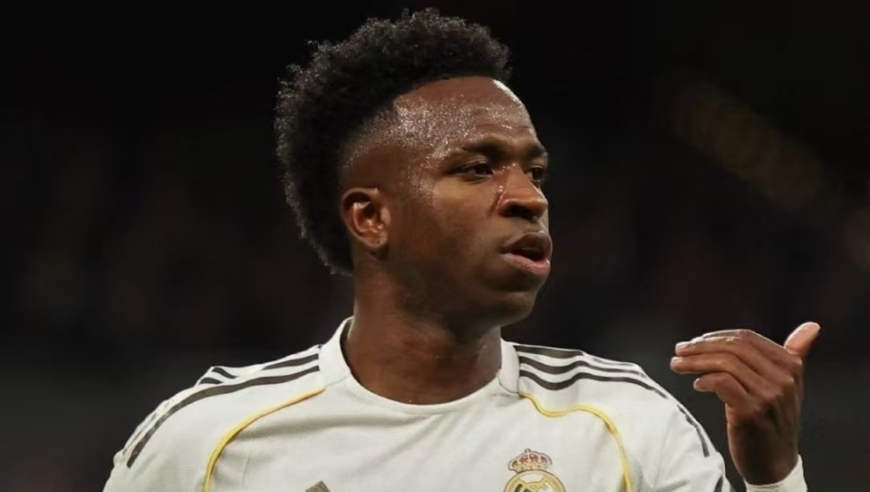 皇马青训天才横空出世，维尼修斯续约已暂停，切尔西报价1.5亿欧元