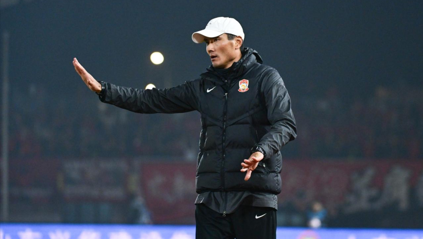 足球有料 | 国足选帅无缘意中人？3土3洋终极PK，邵佳一系备胎