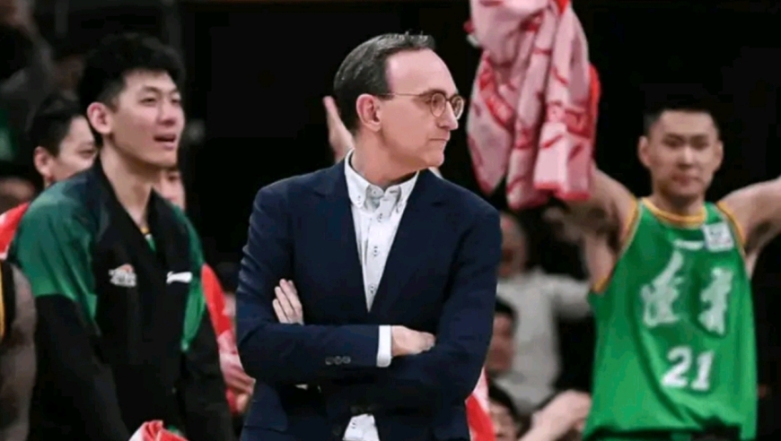 名帅有能！辽宁关键球复刻热火，加时取胜太有戏剧性｜战术板