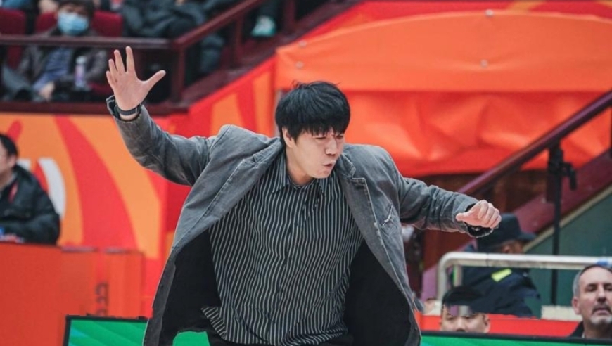 停赛2场、罚款6万！CBA官方遭灵魂拷问：犯错者，凭啥逍遥自在？