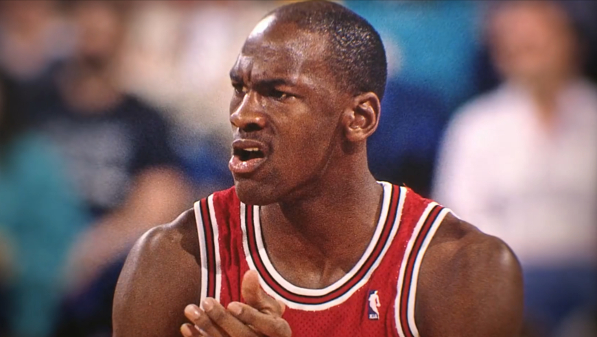 篮球之神｜迈克尔乔丹的绝杀时刻！这一球预示了公牛王朝的崛起