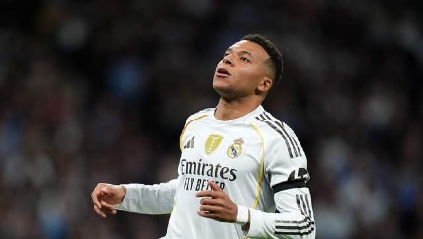 0-2！姆巴佩失单刀，熊皇11场0球，皇马主场爆冷，恐遭曼城吊打