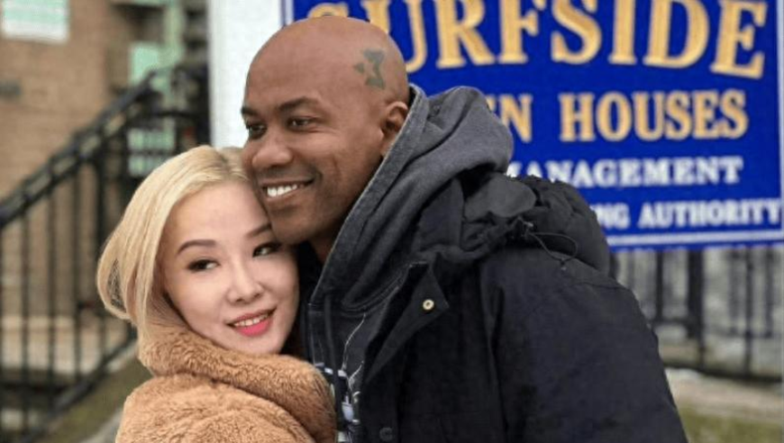 中国才女征服前NBA巨星，黑白配很恩爱，马布里的老婆有何魅力？