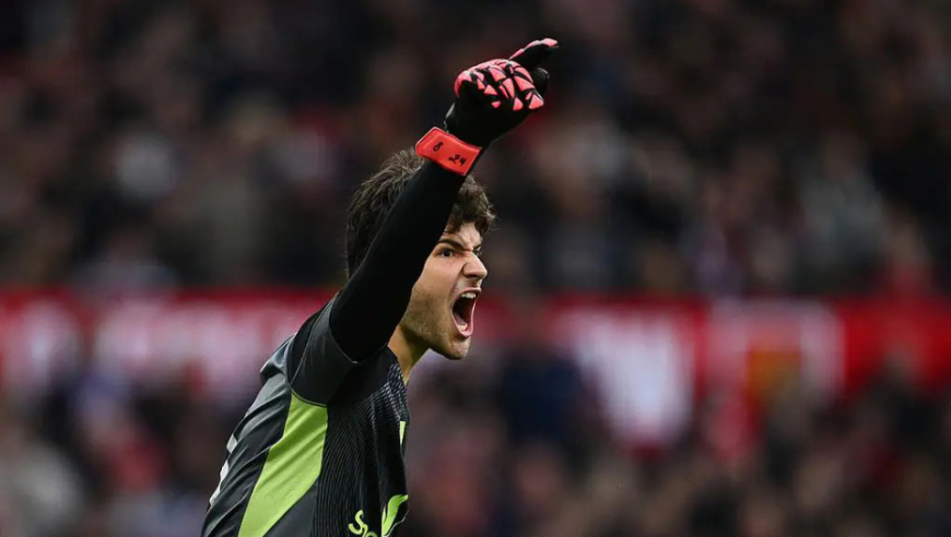 曼联险胜迎1喜1忧，英超对一种乱象的放纵，将增大夺欧冠难度