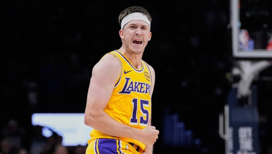 主打星 | 你的里皇无限猖狂！压哨绝杀创队史纪录 湖人告别湖三崩