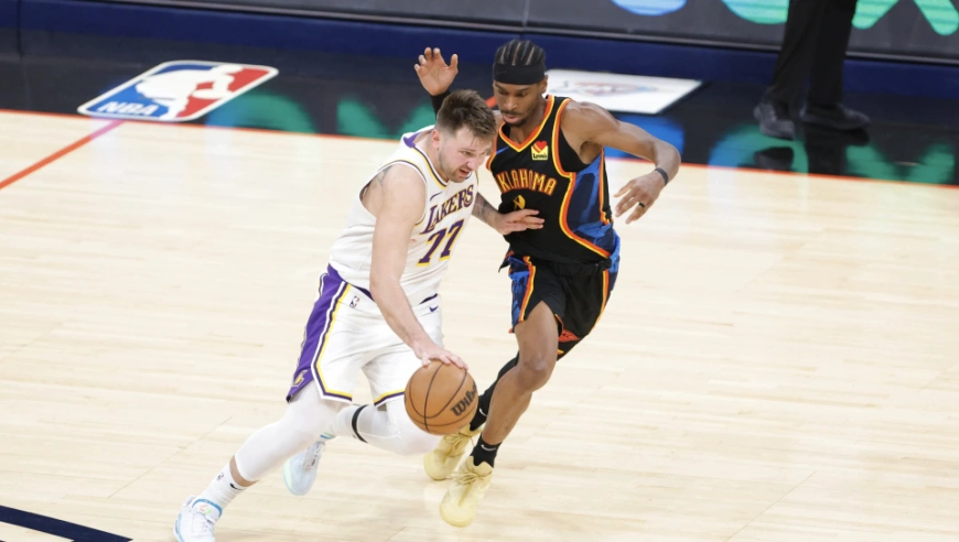 13日NBA前瞻：东契奇率湖人挑战榜首雷霆 库里背靠背交锋文班