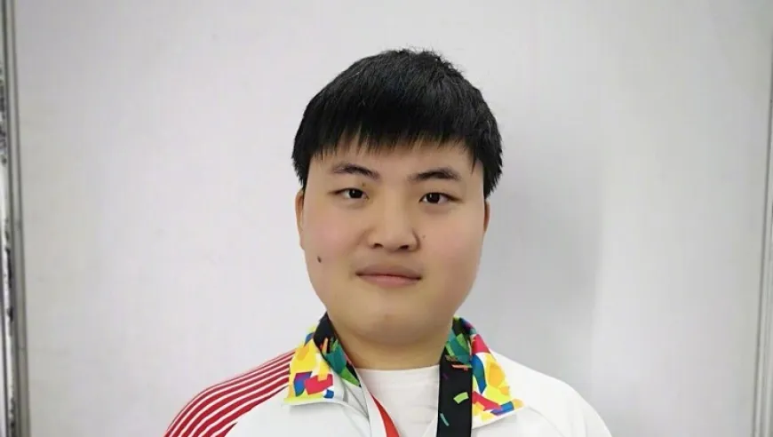 知名电竞选手简自豪（Uzi）宣布回归直播，并携呼吸哥（Breathe）、Xiye、Tian、Ming组成豪华车队开启组排首秀；此前他宣布无限期停播