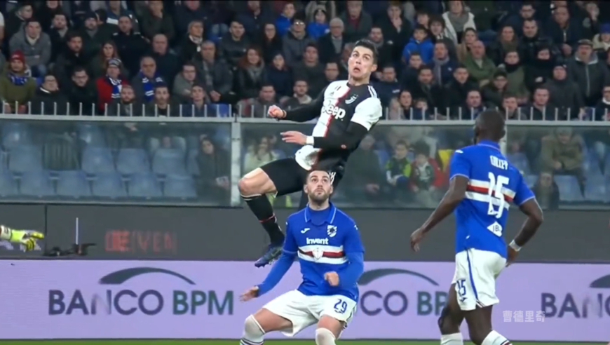 足坛十大难以复制的进球｜体坛记忆