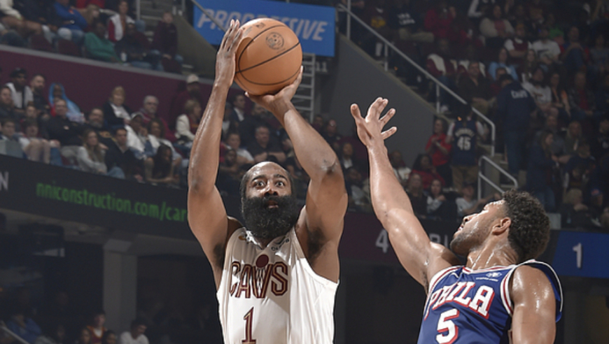 数据帝：35+9+15+0！一人复制詹姆斯壮举 哈登缔造一项队史纪录