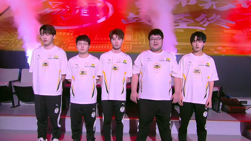 四连冠和天堂组让AG松懈了？AG3-1险胜RNGM：武将轩染上号了