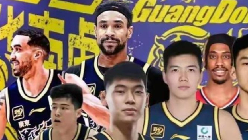 广东队19人注册名单公布，首发5人确定，队内竞争压力大
