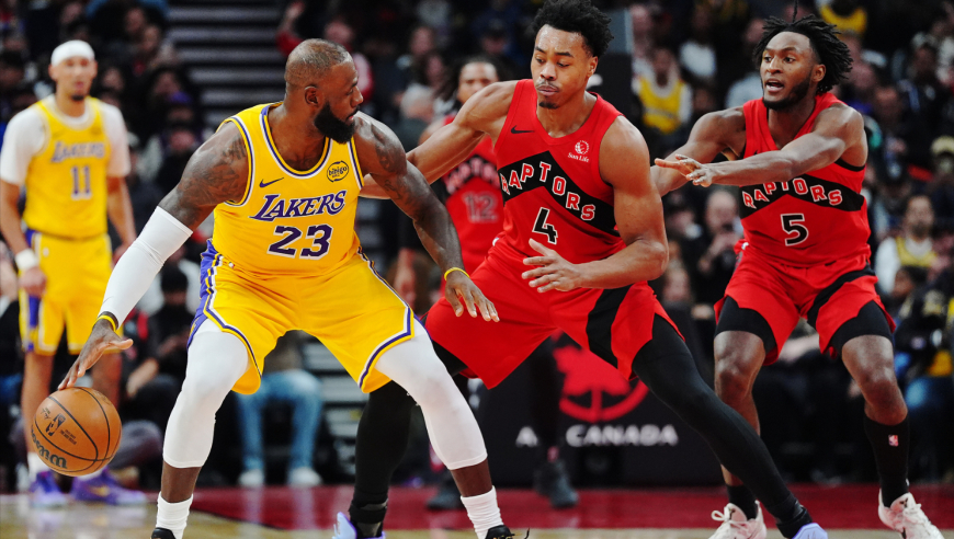 湖人猛龙决胜时刻：西卡关键中投 詹姆斯助八村塁极限绝杀