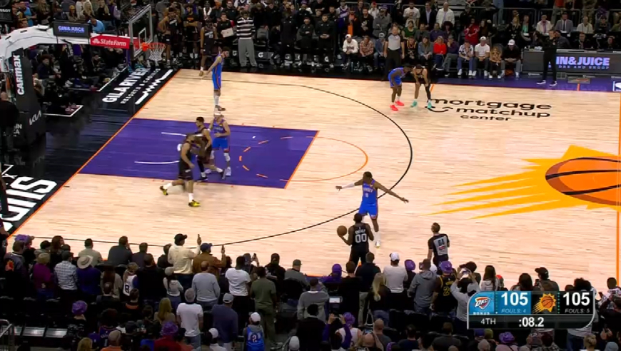 太刺激！慢镜还原布克最后0.7秒逆天三分绝杀雷霆，太阳全队沸腾