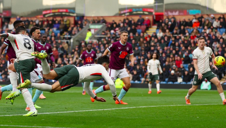 2-0！3连胜 11.4亿豪门反弹：6轮15分升至第二 仅落后枪手3分