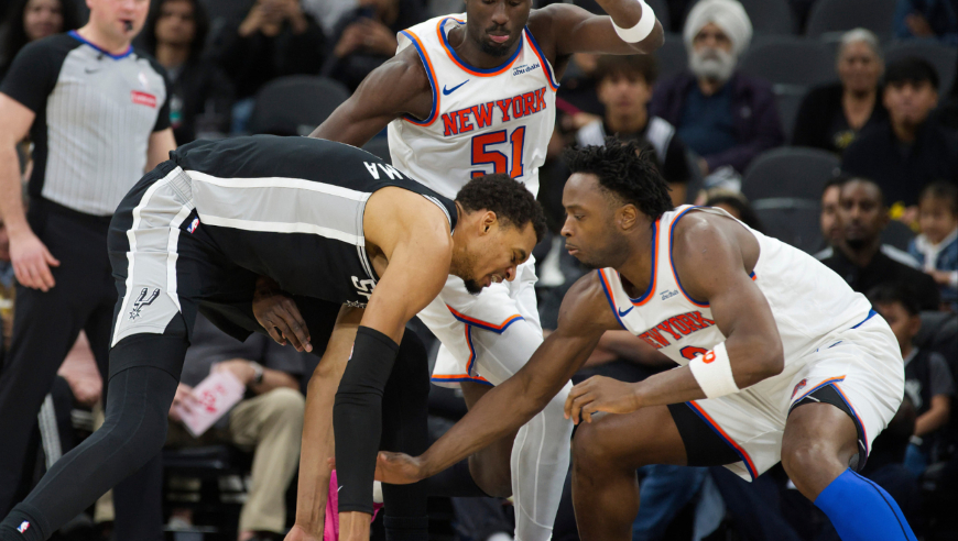 1日官方十佳球：文班空中接力暴扣 麦科勒姆大心脏准绝杀