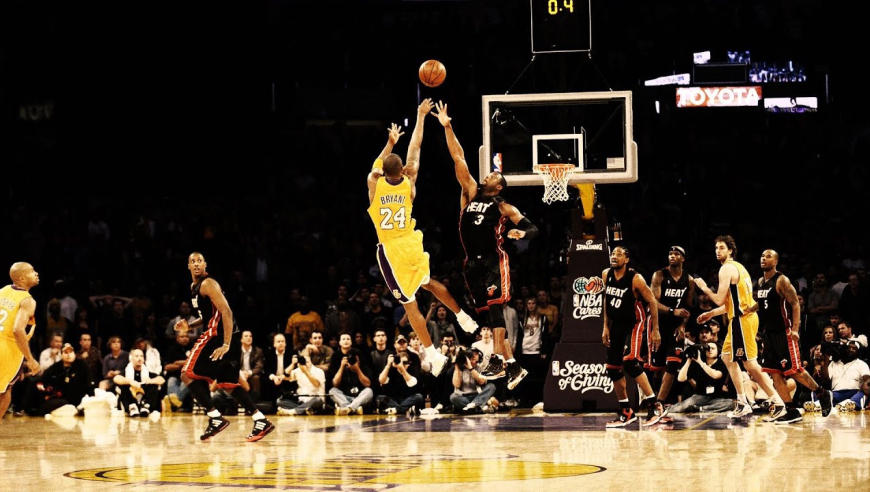 16年前的今天！科比单挑韦德高难度三分打板命中 湖人压哨绝杀热火！