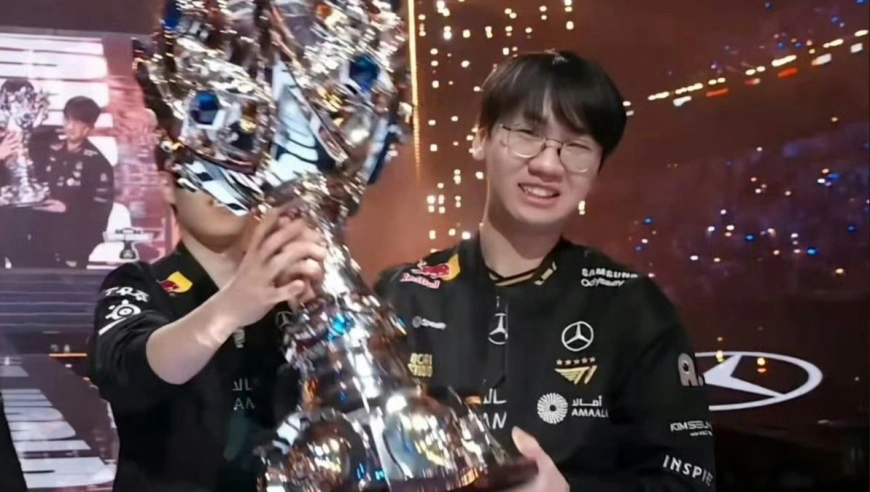 求多兰同款事业运，S15决赛舞台变喜剧现场