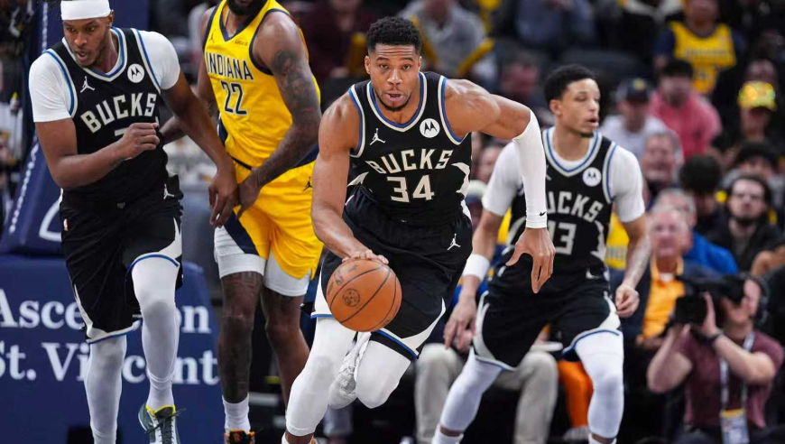 4日官方十佳球：字母哥读秒绝杀 阿门空接飞天背扣