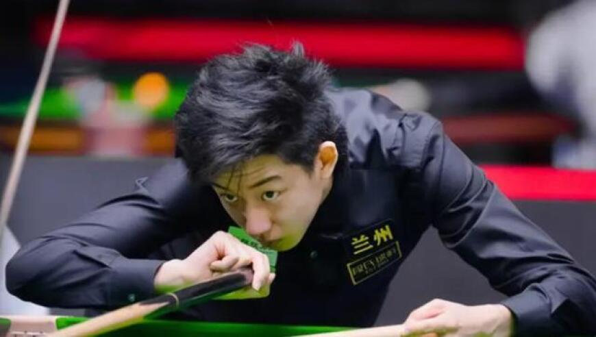 斯诺克大冷门！名将终结不败纪录，吴宜泽冲冠，火箭35万奖金到手
