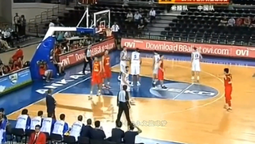 体坛记忆｜阿联带领着中国男篮硬刚希腊，差点起冲突！