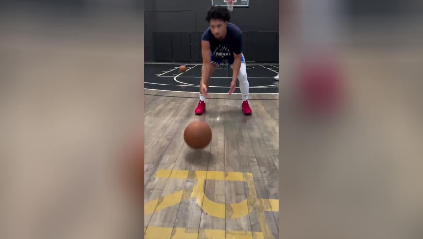 百步穿杨 麦凯恩三分训练命中率极高