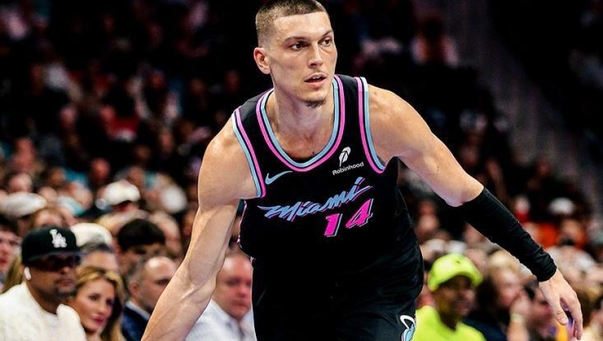 希罗35+9+9比肩詹韦，克神6记三分超越乔丹难救主，热火力克黄蜂