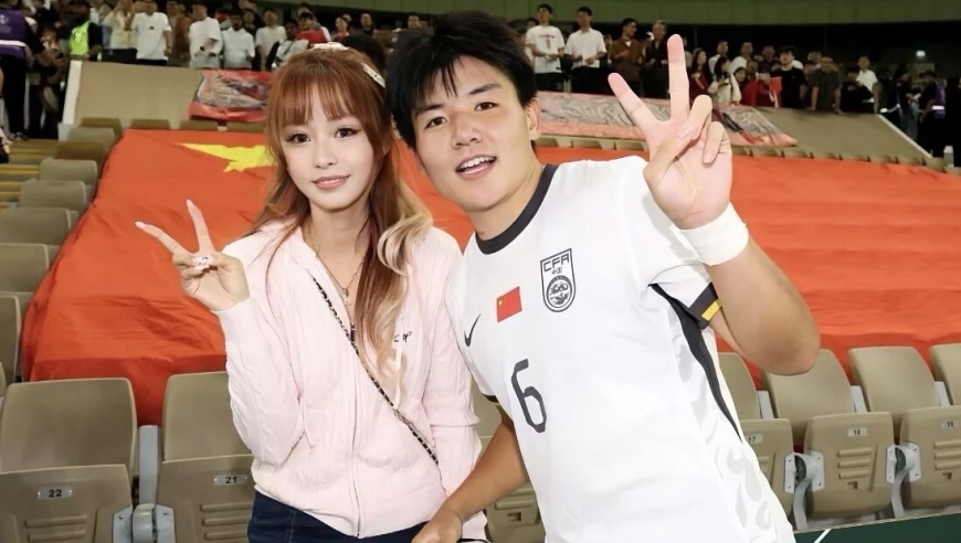 准官宣！U23国足队长0转会费加盟英超副班长 暂时效力U21梯队