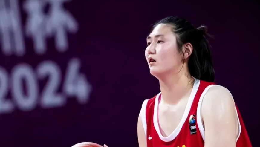 女篮大胜韩国五佳球：王思雨丝滑2+1 张子宇篮下堪称擎天柱