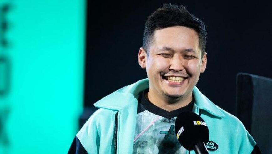 zweih在采访中透露：被Spirit踢掉的两天后，PV已经联系了他