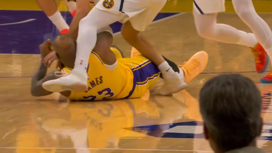 燃尽了！詹姆斯vs掘金集锦：飞身救球复刻罗德曼+加时赛妙传助飞湖人