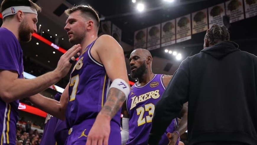 NBA排名大变脸：联盟第1易主，湖人坐5望3，骑士掉到东部第4