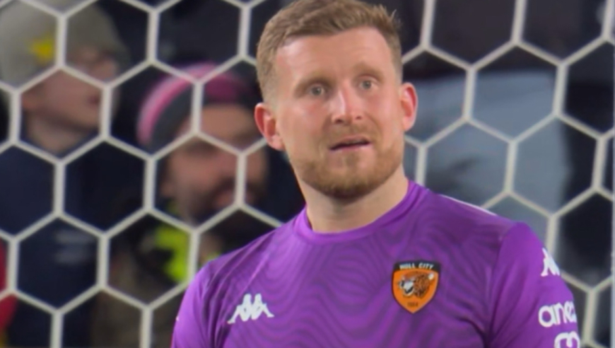 对手门将快哭了！被切尔西角球穿裆丢球，内托神射手高燃戴帽