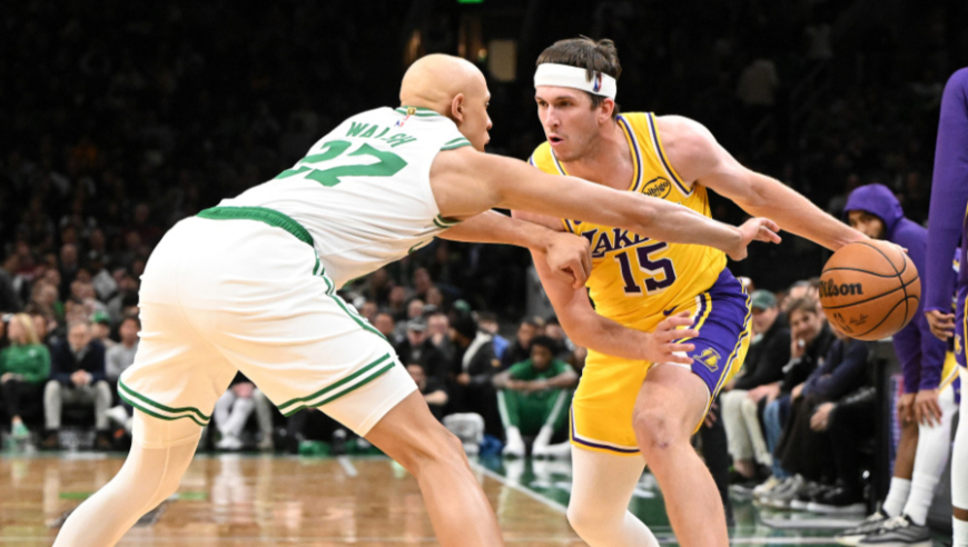 湖人惨败凯尔特人近3战2败！东詹缺席里夫斯36分 全队仅4人上双