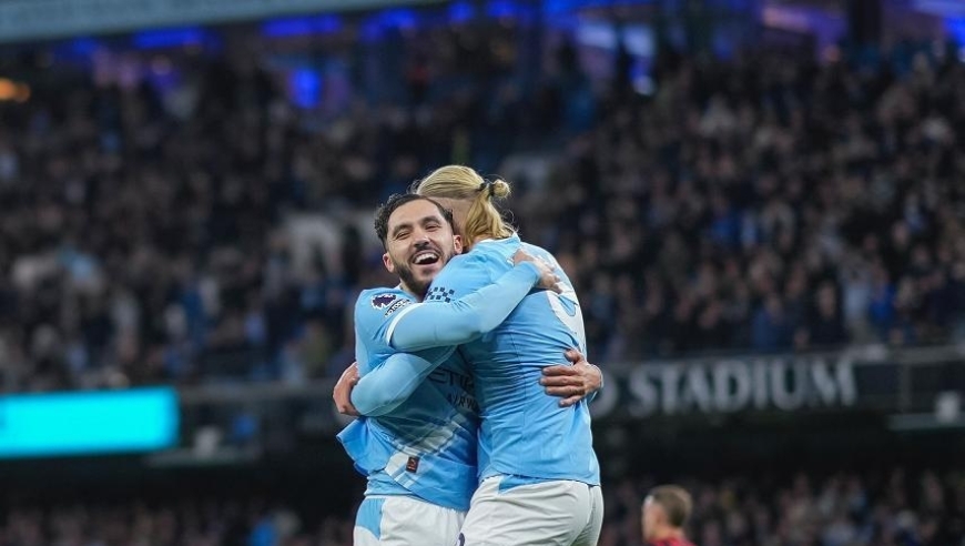 足坛一夜动态：巴萨11连斩鱼腩，曼城3-1挑落黑马，米兰双响高奏凯歌