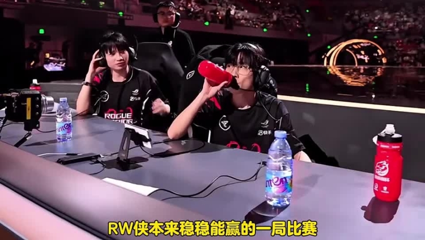 王者荣耀：RW侠送WB零封自己的机会，创造首个BO9还被零封的队伍，wb含泪零封夺冠