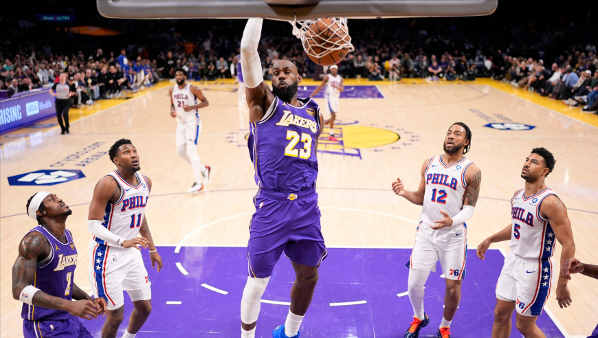 Top时刻｜6日十佳球：詹姆斯霸王劈扣 文班亚马逆天空接暴扣