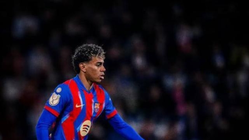 客场两度中框+冤假错案，巴萨1-2不敌赫罗纳，皇马笑纳大礼登顶