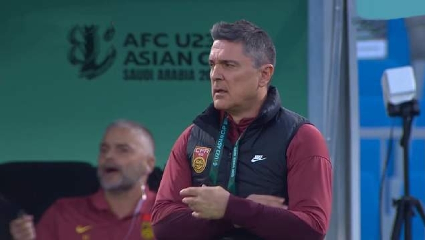 0-0，王钰栋错失必进球，U23国足首战高开低走，安东尼奥战术单一