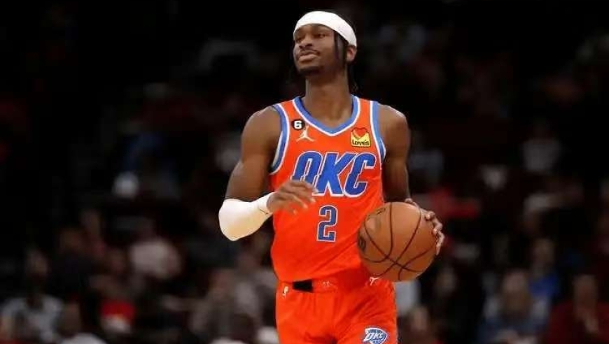 25战24胜追平宇宙勇纪录！三少主攻，我主防！雷霆2换2独行侠大赚