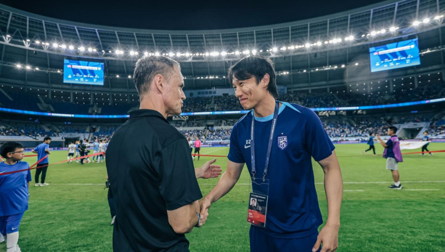 姜志鹏高燃助攻难救主！邓卓翔率武汉2-1逆转深圳：帕拉西奥斯制胜