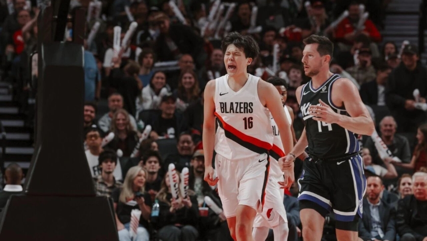 1换4大交易！和杨瀚森互换球队！建筑工人成了NBA最佳新秀