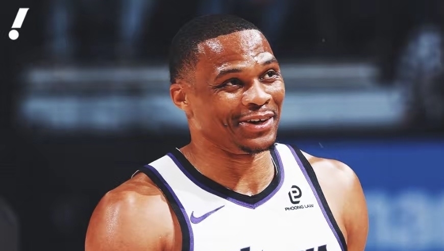 封神！威少208次三双+0失误，全场高喊MVP，少爷真被你做到了！