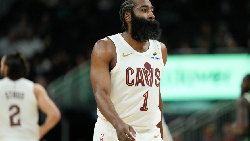 规则大师！哈登首节爆砍16分集锦 两度打成3+1太难防