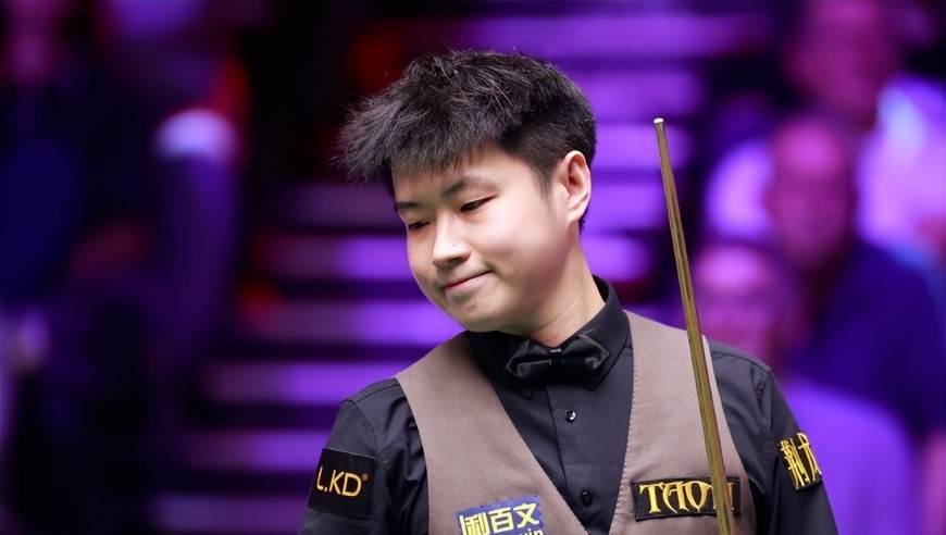 6-2！斯诺克大师赛8强已出其四：中国选手三连胜，赵心童首战告捷